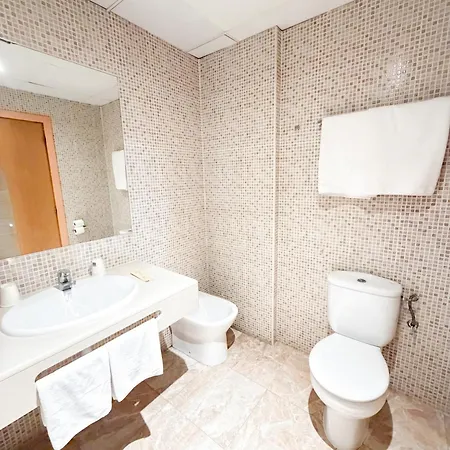 Hotelet Elretiro Otel Cambrils