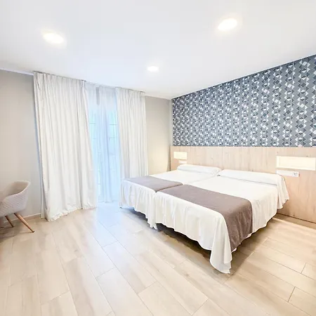 Hotel Hotelet Elretiro 2*