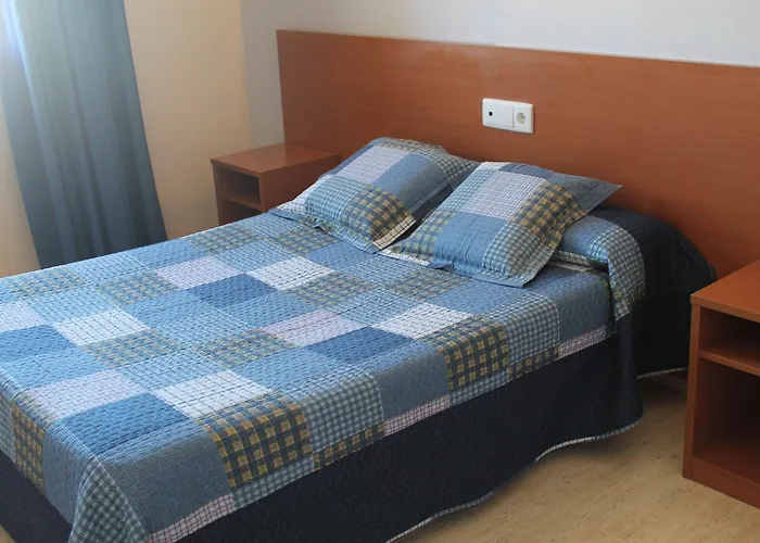 Otel Hotelet Elretiro 2*