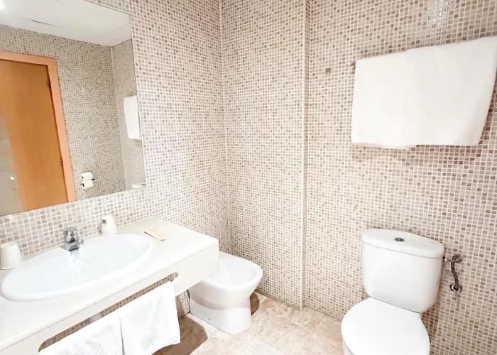 Hotelet Elretiro Otel Cambrils